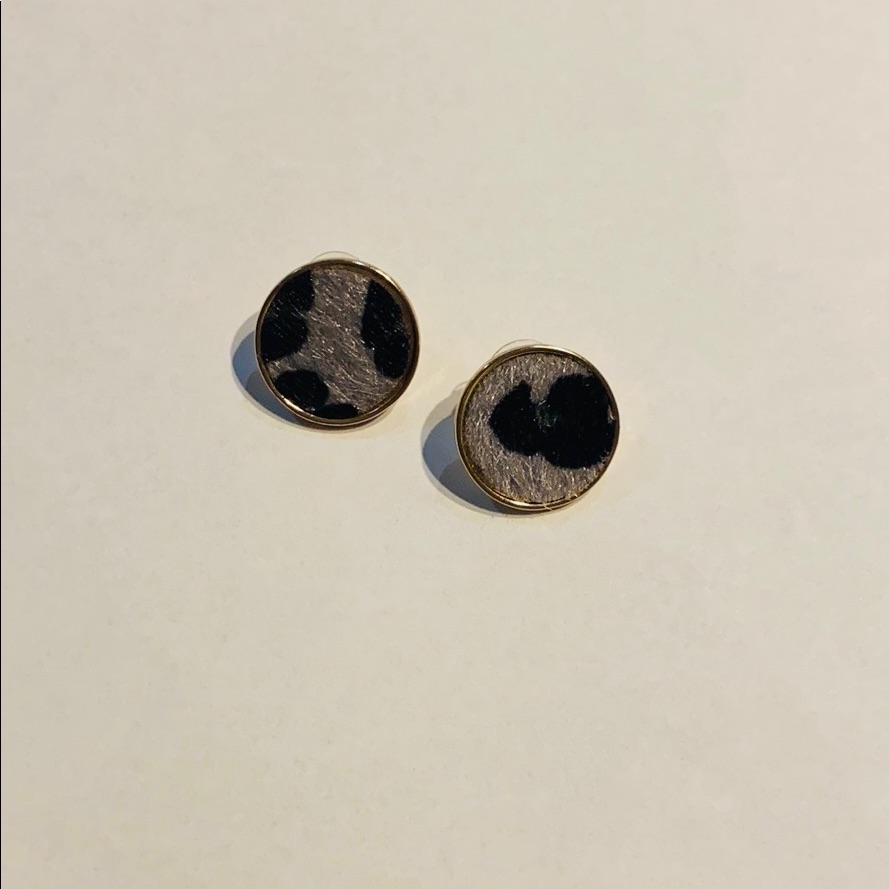 Cara Gold Tone Animal Print Round Pierced Earrings 12$
